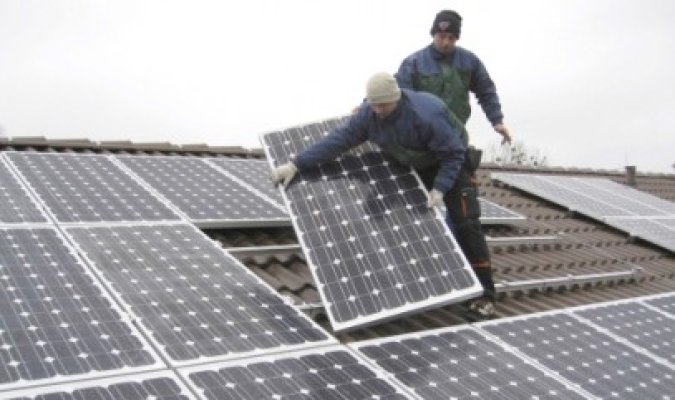 Ce socoteli se fac pe seama panourilor fotovoltaice